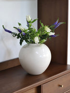 Modern Ceramic Sphere Vase – Minimalist Decorative Flower Vessel