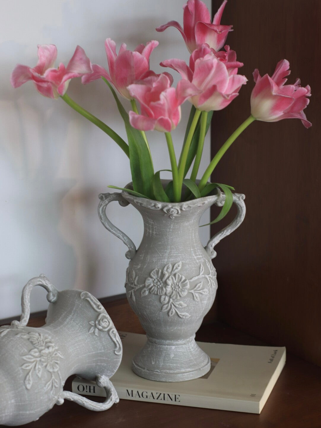 Vintage Relief Ceramic Urn Vase – Antique Gray Floral Decorative Vessel